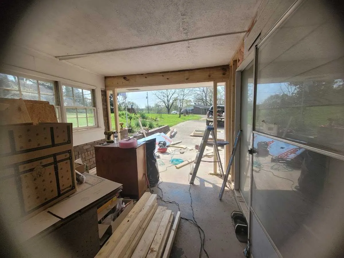 Air movers and dehumidifier for Drying & Dehumidification in Yakima